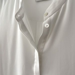 Aritzia / Babaton Sleeveless White Blouse